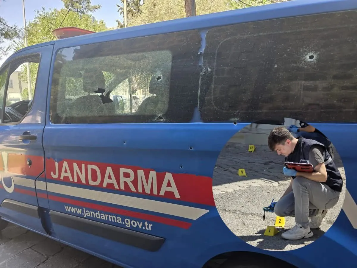 ADLİYE ÇIKIŞI JANDARMA ARACINA SALDIRAN ŞAHIS TUTUKLANDI