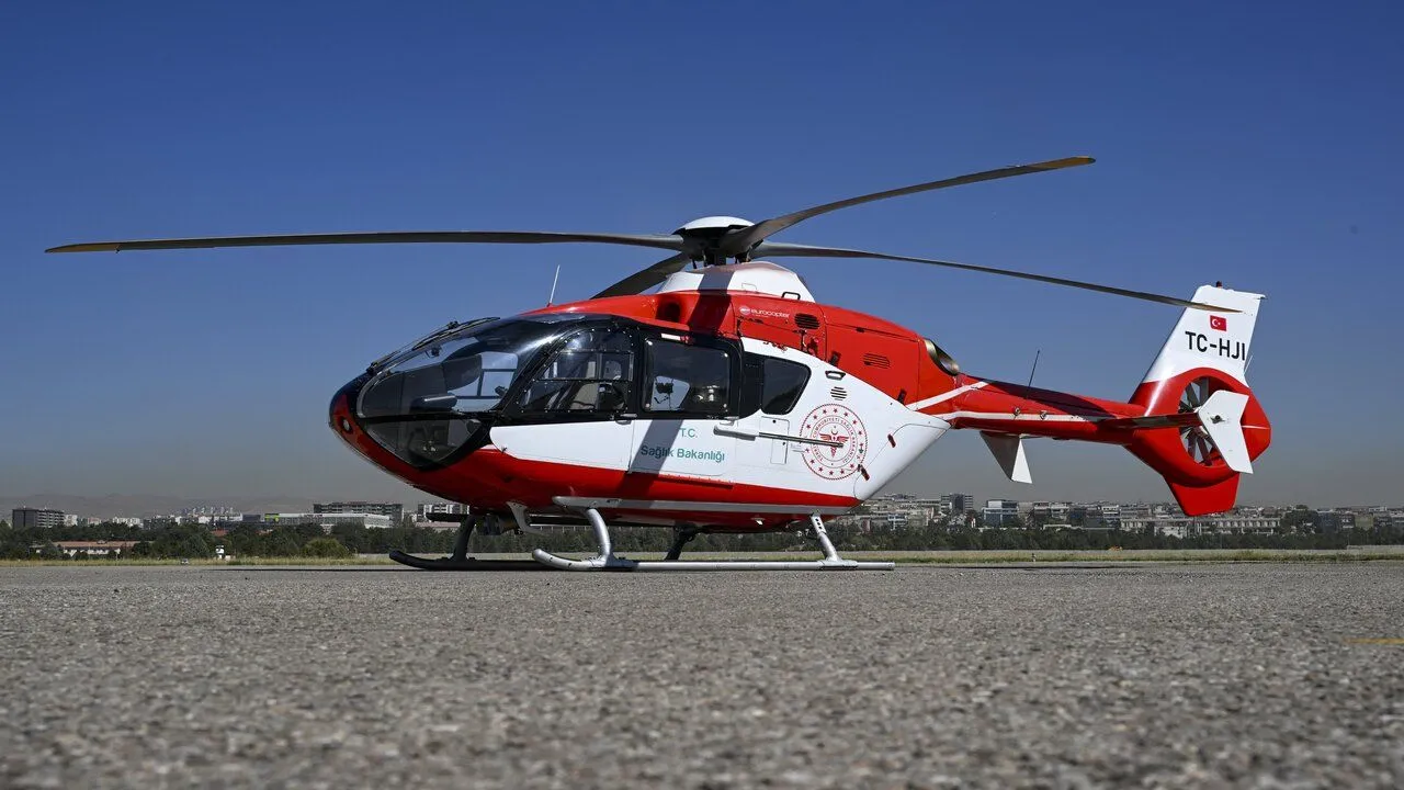Van’da Kalp Hastası Bebek Helikopter ve Ambulans Uçakla İstanbul’a Nakledildi