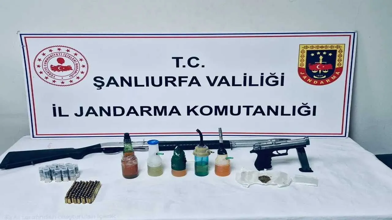 Şanlıurfa’da Jandarmadan Kaçak Silah ve Uyuşturucu Operasyonu 8 Gözaltı