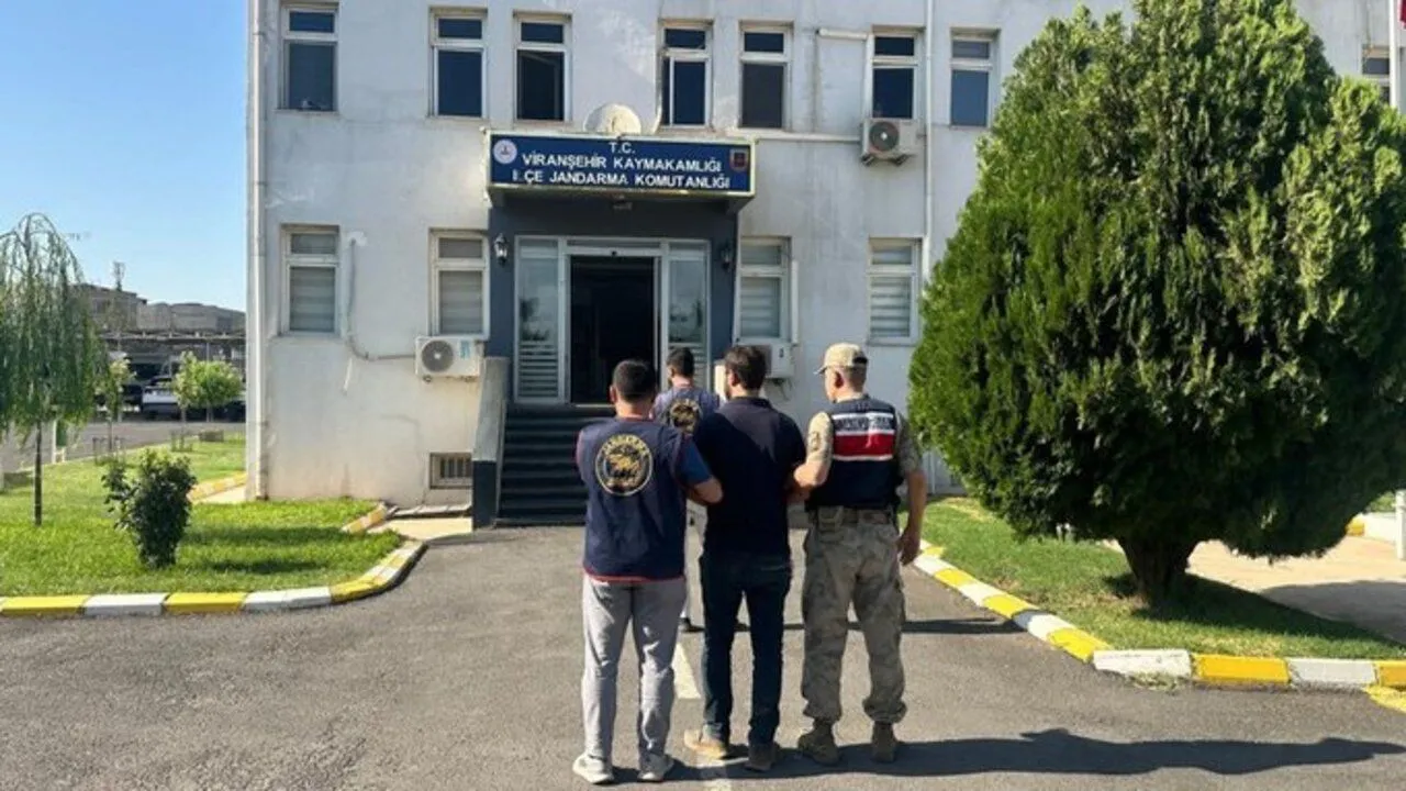 14 Yıldır Aranıyordu Viranşehir’de JASAT Operasyonuyla Yakalandı!