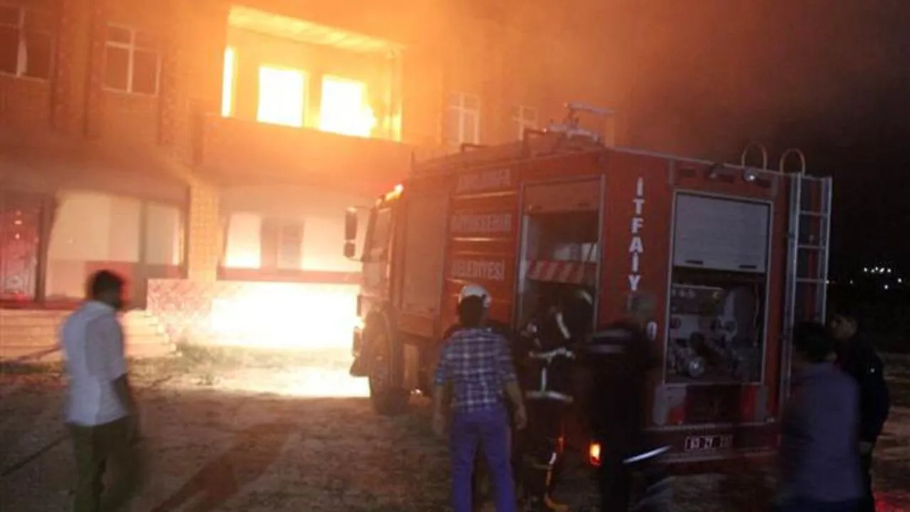 Şanlıurfa’da Aile Tartışması Yangınla Sonuçlandı 1 Ağır Yaralı