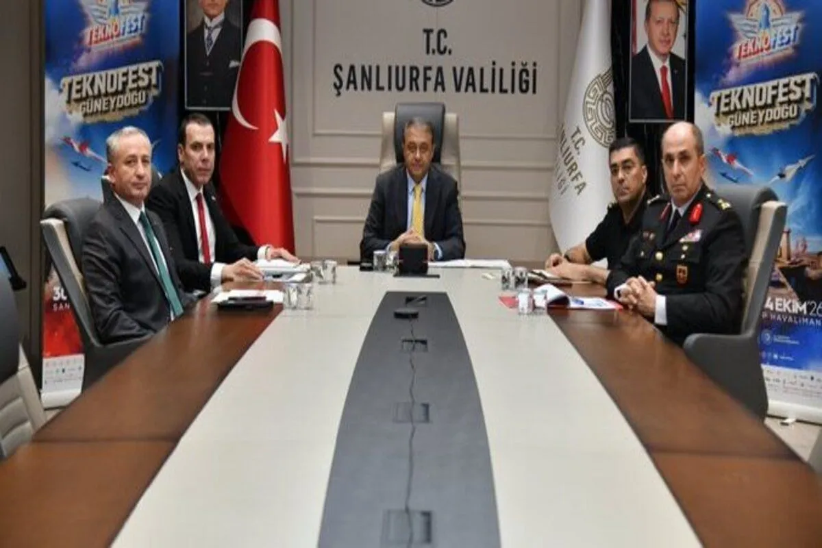 ŞANLIURFA’DA OKUL GÜVENLİĞİ TOPLANTISI GERÇEKLEŞTİRİLDİ