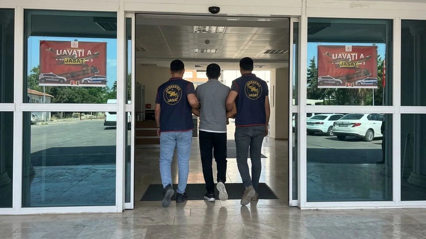 Şanlıurfa’da 16 Yıl Hapis Cezası Bulunan Firari Yakalandı