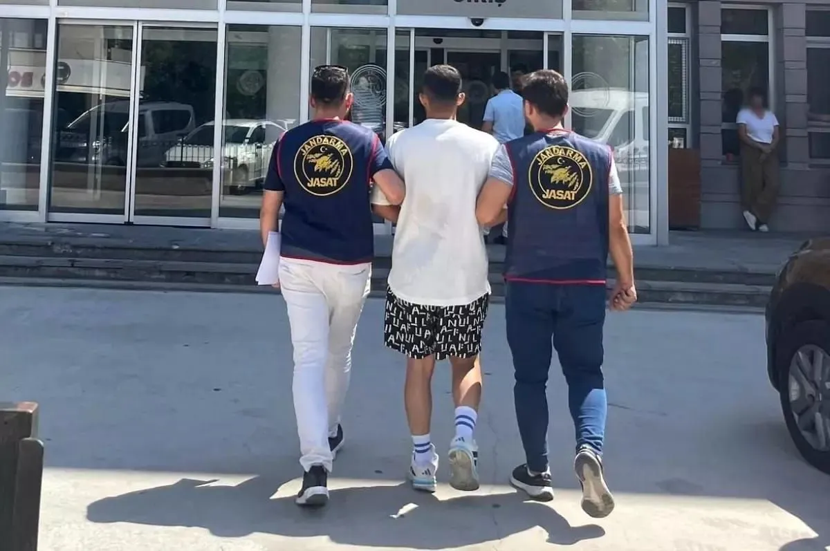 Firari Hükümlü Kuşadası'nda (Aydın) Yakalandı