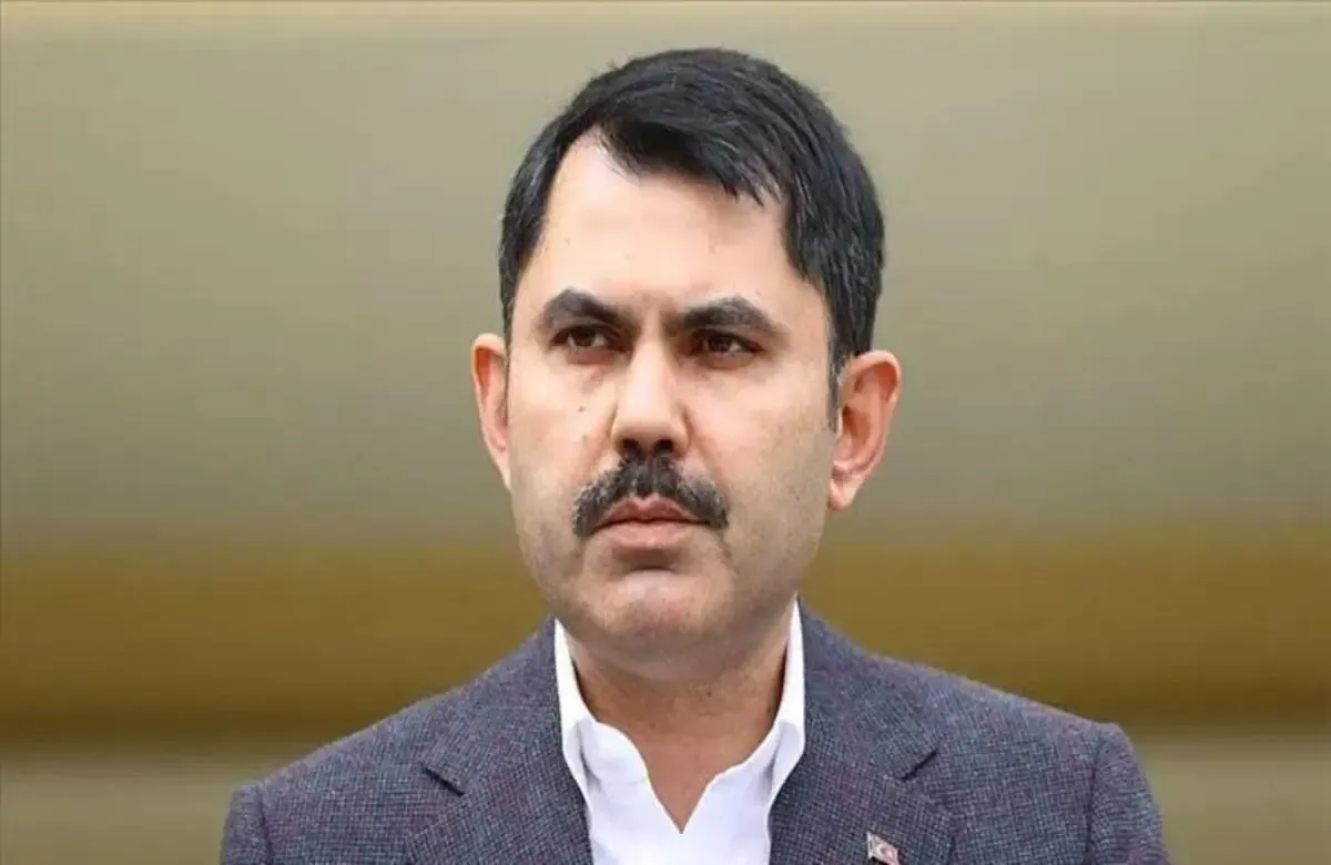 Bakan Kurum 6,1’lik depremden etkilenen illerde 675’i konut, 831 yapı ağır hasarlı veya yıkık