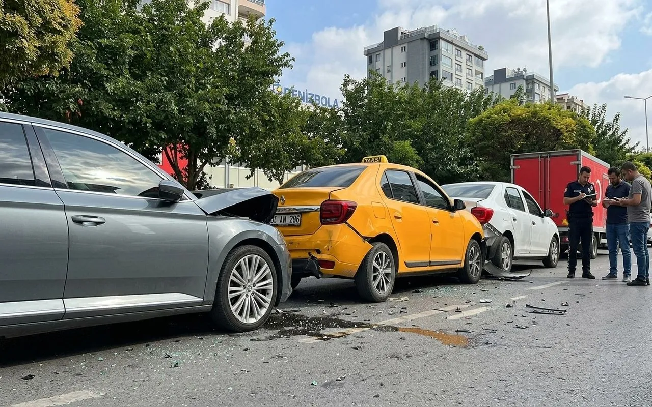 ŞANLIURFA’DA ZİNCİRLEME KAZA