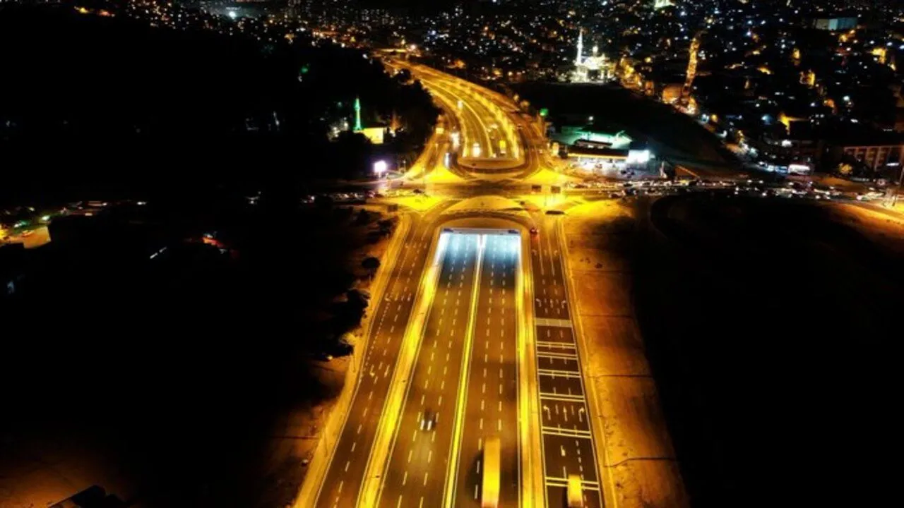 Gaziantep’te Trafik Akışını Rahatlatan Projeler Hız Kesmeden Sürüyor