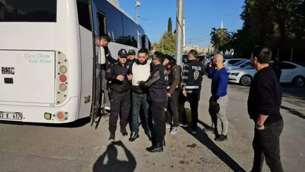 ŞANLIURFA’DA KANLI HESAPLAŞMA 6 TUTUKLAMA