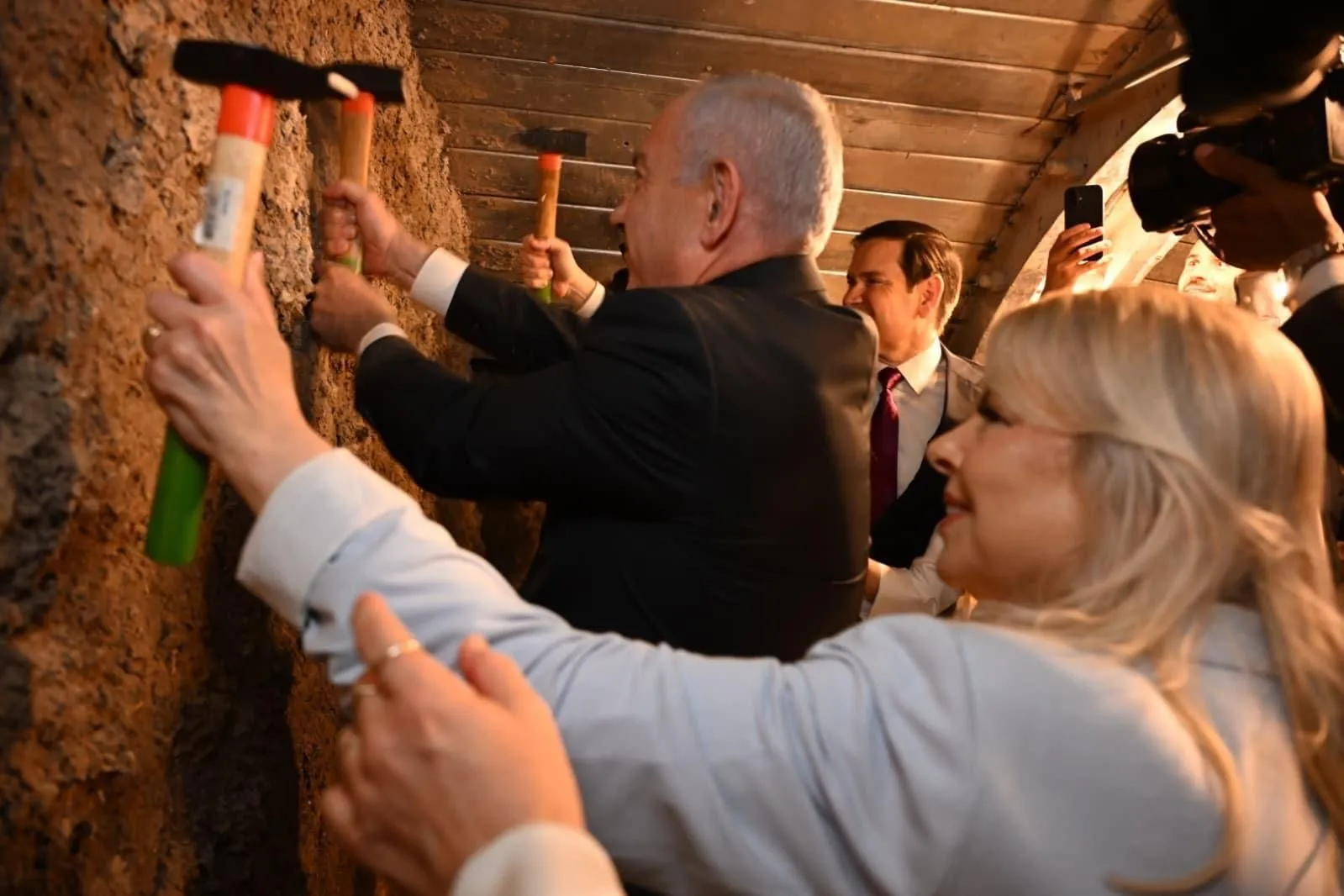 Netanyahu'dan Sert Kudüs Çıkışı