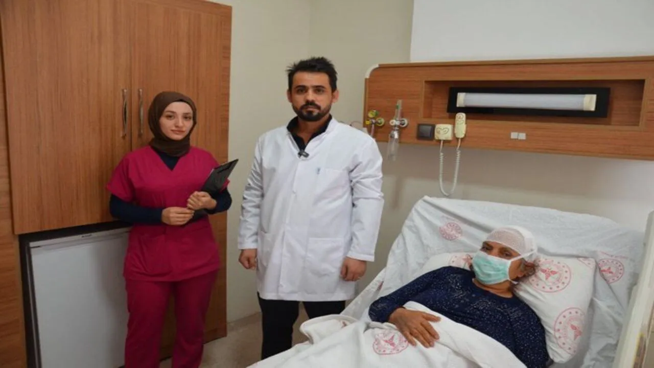 ŞANLIURFA'DA BEYİN TÜMÖRÜ AMELİYATLARINDA BAŞARI ARTIYOR