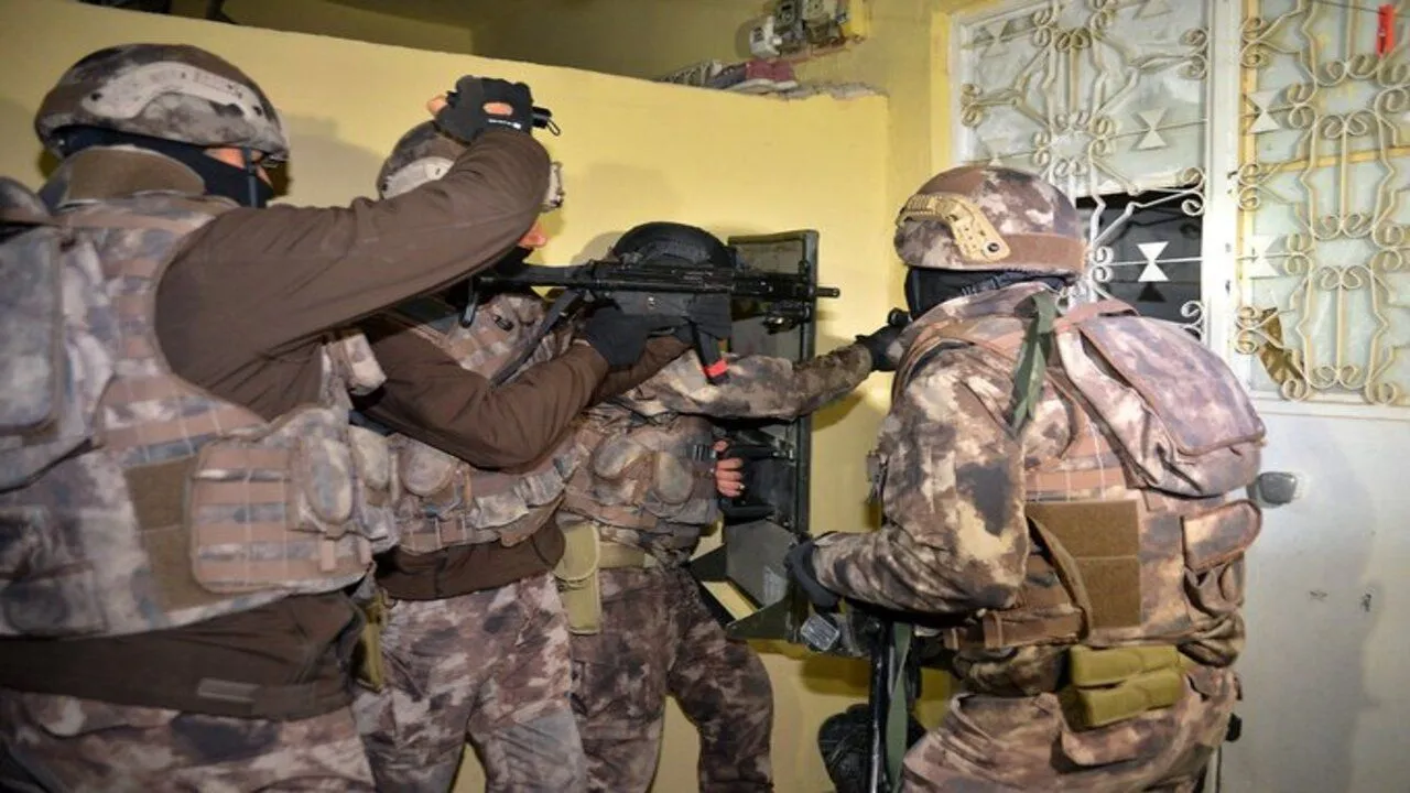 Türkiye Genelinde DAEŞ'e Ağır Darbe