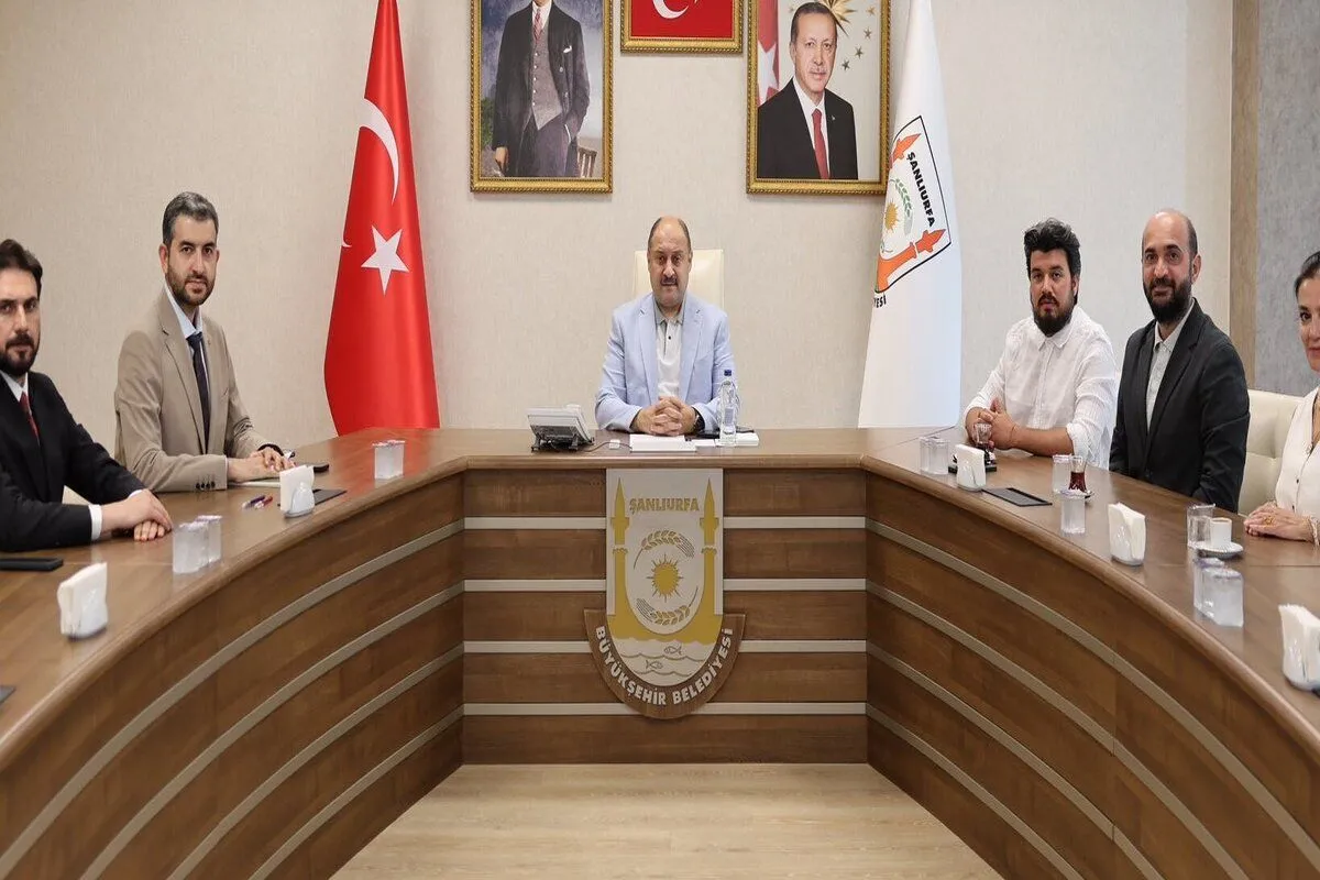 Gastronomi ve Restoran Sektörünün Temsilcilerinden Başkan Gülpınar’a Ziyaret