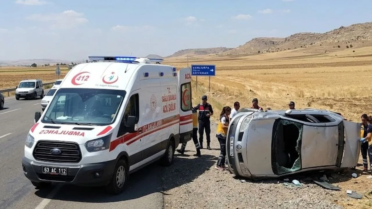 Takla Atan Otomobilde 4 Kişi Yaralandı