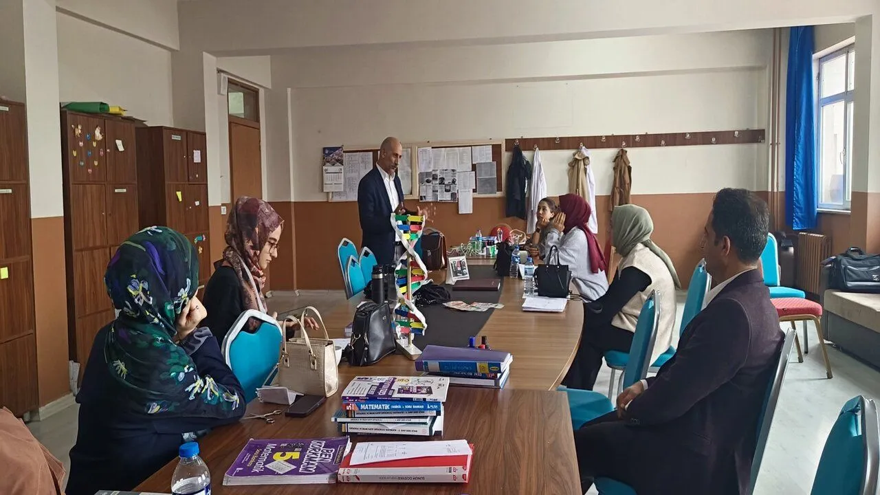 Ara Tatil Mesleki Eğitim Programı Online Olmalı