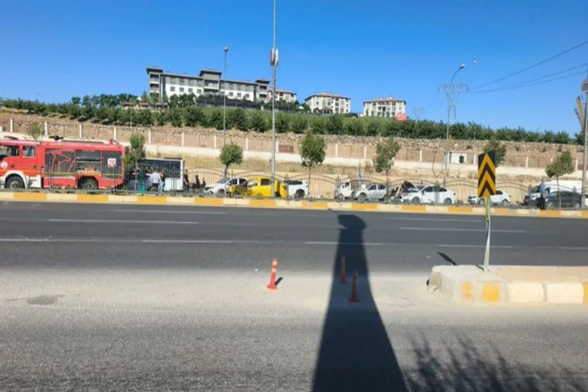 Karaköprü GAP Bulvarında Zincirleme Kaza 4 Araç Birbirine Girdi